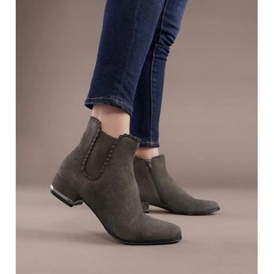 Bota Chelsea Vaneli Aska, Gunmetal Nailheads, Botín Western NEGRO, Mujer Talla 8 Foto 1 de 4