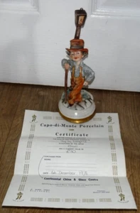 Capodimonte 'Boy By Lamp Post' Figurine ~ Milio ~ Excellent ~ Rare ~ COA - Picture 1 of 10