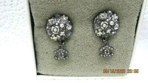 CHANEL EARRINGS Ruthenium crystals pearl enamel hanging drop CC made in FRANCE - Picture 1 of 8