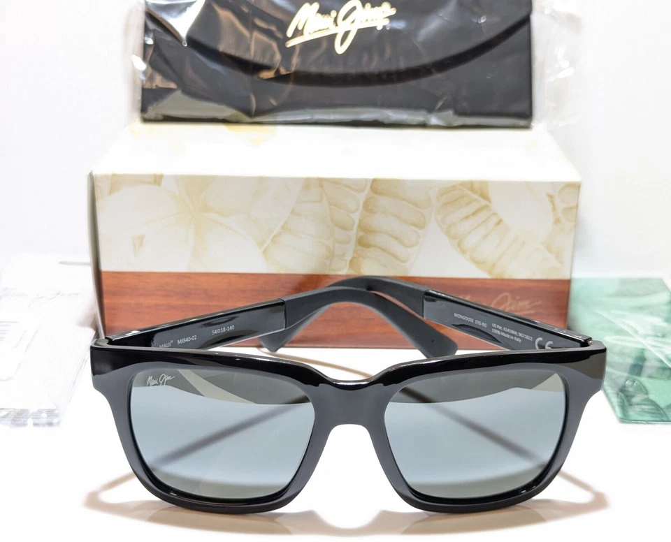 Maui Jim Monngoose Unisex Sunglasses - Gloss Black Frames with Neutral Gray Polarized Lenses