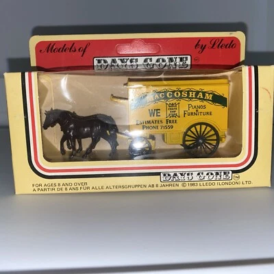 Days Gone/Lledo Horse Drawn Delivery Truck MacCosham - Image 1 of 4
