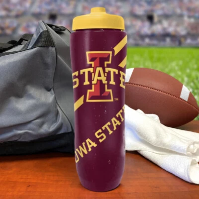 Botella de agua exprimida NCAA Iowa State Cyclones.  Libre de BPA tiene capacidad para 32 onzas. Foto 1 de 4