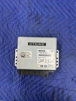 1989-1993 Volvo 240 740 940 Engine Control Module Unit ECU 0280000951 ECM #3957E - Image 1 of 4