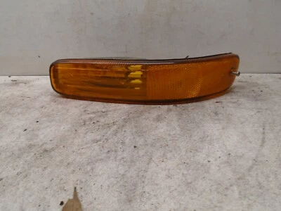 Jeep Liberty 2002 2003 2004 esquina lateral izquierda luz de estacionamiento parachoques montado  Foto 1 de 4