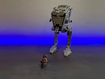 LEGO Star Wars: AT-ST Walker (75153) - 99% complete, comes with one minifigure - Image 1 of 4