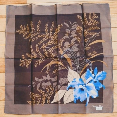 NUEVO Dior Pañuelo Floral Pequeño Bufanda Nuevo Con Etiquetas Foto 1 de 3
