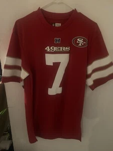 Nike San Francisco 49ers Colin Kaepernick T-Shirt Jersey NFL Football Shirsey M - Picture 1 of 2