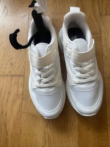 Kids Trainer - Picture 1 of 6