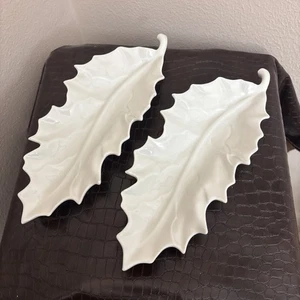 Juego de 2 platos de aperitivo blancos con forma de hoja de plato - Imagen 1 de 17