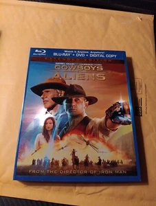 Cowboys Aliens (Blu-ray/DVD, 2011, 2-Disc Set, Extended Edition. - Picture 1 of 3