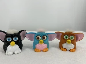 FURBY 1998 McDonald’s Plastic Moves Ears, Eyes/ Flutters,Rolls, Black Teal Brown - Picture 1 of 11