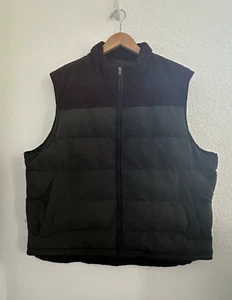 St John's Bay Puffer Vest Mens XL Green / Brown Corduroy Farm Chore Utility Work - Picture 1 of 15