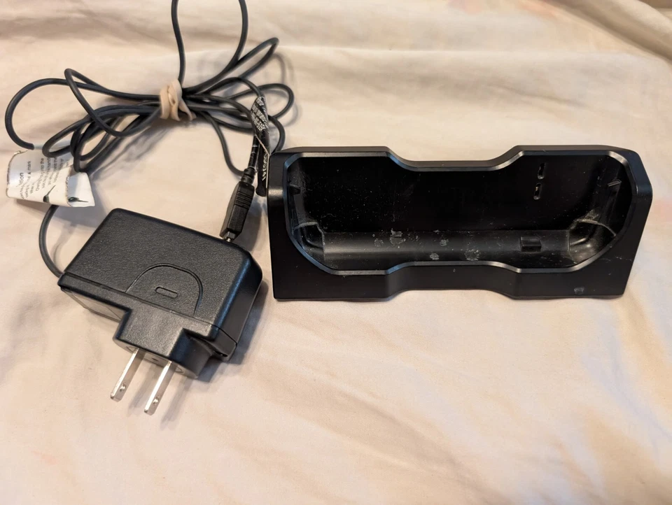 Casio G zOne Brigade C741 G zOne Rock C731 оригинальное зарядное устройство переменного тока Casio CNR731 - Изображение 1 из 4