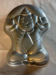 Vintage Wilton Juggling Clown Birthday Cake Pan 2000 2105-572 - Picture 1 of 4