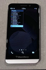 Used BlackBerry Z30 - 16GB - Black - Picture 1 of 2