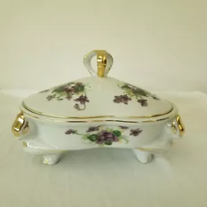 Vtg Porcelain Soap Box Trinket Vanity Trefoil Handpainted Violets Lid Legs Gilt - Picture 1 of 11