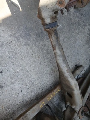 Ford Van E-250 1977 brazo de radio delantero lado del pasajero derecho 2x2 usado Foto 1 de 3