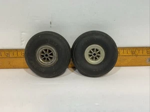DUBRO DU-BRO 2.75" 2 3/4" TREADED RUBBER MODEL AIRPLANE WHEEL TIRE SET - Picture 1 of 8