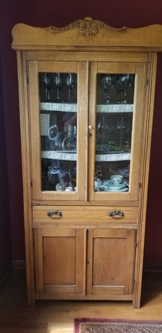 antique oak china hutch Cover