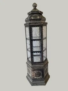 Estante mostrador torre hexagonal de hojalata perforada mexicana aspecto gótico boticario 26" - Imagen 1 de 20