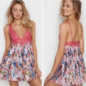 Victoria’s Secret x Mary Katrantzou Babydoll Camisole M rosa Spitze Blumen Plissee - Bild 1 von 12