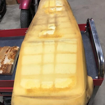 Suzuki GS850G 1982 asiento espuma Foto 1 de 4