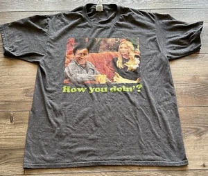 90’s Sitcom Friends Joey Phoebe How You Doin? Graphic T-shirt Unisex Size Large - Picture 1 of 7