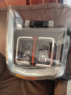 Conjunto de faros bi-LED lado izquierdo del conductor Ford Edge Foto 1 de 4