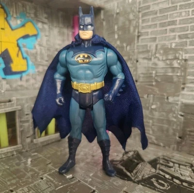 Figura de acción de Batman Kenner 1990 de colección The Dark Knight figura escaladora de pared Foto 1 de 4