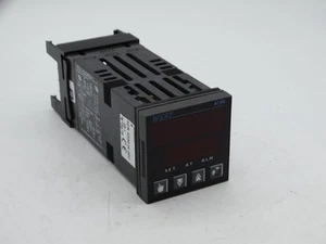 DANAHER CONTROLS N6101-Z2200XX TEMPERATURE CONTROLLER - Picture 1 of 3