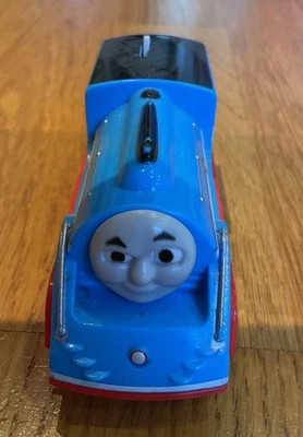 Tren Thomas The Tank & Friends Trackmaster Revolution aerodinámico Thomas Foto 1 de 4