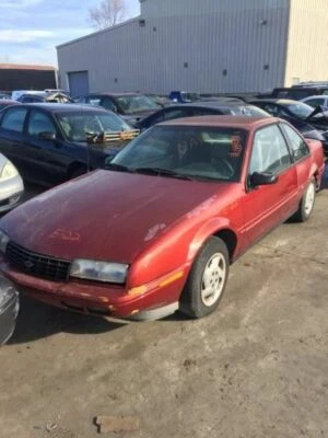 BRAZO DE CONTROL INFERIOR IZQUIERDO CONDUCTOR FR SE ADAPTA A 95-98 GRAND AM 106826 Foto 1 de 2