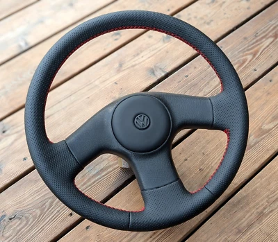 NEU LEDER Lenkrad für VW Volkswagen Golf 2 II Polo 6N1 MK1 MK2 MK3 Rot - Bild 1 von 4