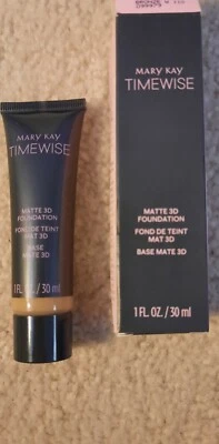 Mary Kay Timewise Matte 3D Foundation Bronze 110 for combo/oily skin  - Image 1 of 4