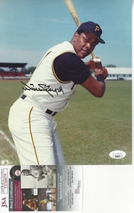 Pittsburgh Pirates Willie Stargell autographed 8x10 batting photo JSA Certified - Picture 1 of 1