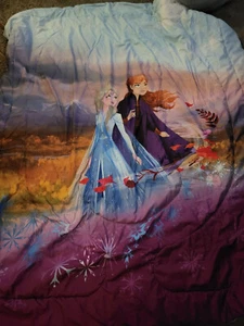 Disney Frozen Girl's Twin Comforter (Elsa & Anna) Approx 82" x 62" Double Sided - Picture 1 of 5