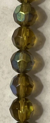 Cuentas redondas de vidrio facetado de 6 mm en verde oliva recubiertas AB 1 cadena 36 cuentas Foto 1 de 4