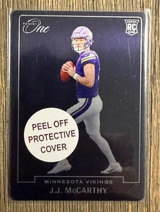 2024 PANINI ONE FOOTBALL - J.J. MCCARTHY - ROOKIE - RC - ARDESIA BIANCA - #BS-JMY - Foto 1 di 2