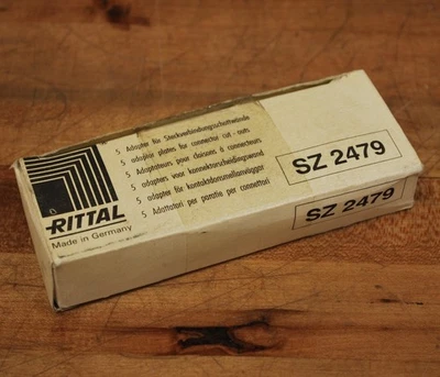 Recortes de conector de placa adaptadora Rittal talla 2479 - NUEVO Foto 1 de 2