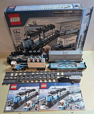 Lego 10219 Maersk Train Complete W/Box, Manuals, 4' of Track, & Power Functions - Image 1 of 4