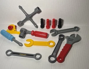 Lot Of 14 Assorted Children Plastic Tools/Accessories Some Hot Wheels Branded - Bild 1 von 4