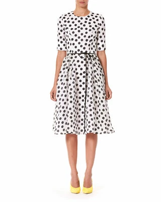 Vestido midi CAROLINA HERRERA negro blanco a lunares acampanado seda gasa 14 EE. UU. Foto 1 de 4