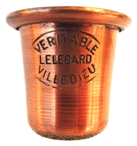 * DE A COUDRE DE COLLECTION THIMBLE METAL - VERITABLE VILLEDIEU LELEGARD - Imagen 1 de 3