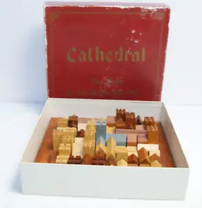 Gioco da tavolo Cattedrale vintage della città medievale pezzi legno 1985 completo - Foto 1 di 13
