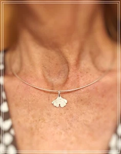 Silberanhänger - Ginkgo - Anhänger kleines Ginkgoblatt - Silber 925 - Bild 1 von 2