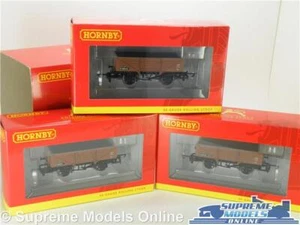 HORNBY R6712 BR 5 PLANK OPEN WAGON VAN PACK OF 3 MODEL TRAIN CARRIAGE K8 - Picture 1 of 3