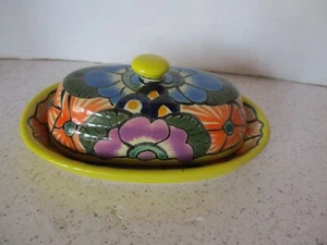 BUTTER DISH, TALAVERA POTTERY, HAND PAINTED, LEAD FREE, FLORAL, MEXICO 7.5" LONG - Picture 1 of 7