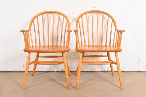 Claud Bunyard for Nichols & Stone American Windsor Oak Armchairs, Pair Cover