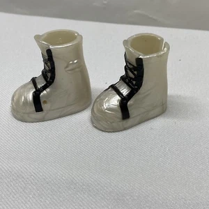 Mattel Kuu Kuu Harajuku Fashion G Replacement Shoes White and Black Boots - Picture 1 of 8