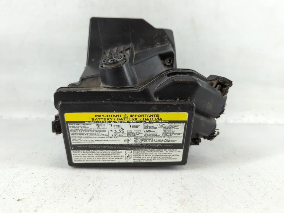 Módulo de relé caixa de fusíveis Nissan Versa 2013-2019 284b7 1hr0c C0RXQ - Imagem 1 de 4